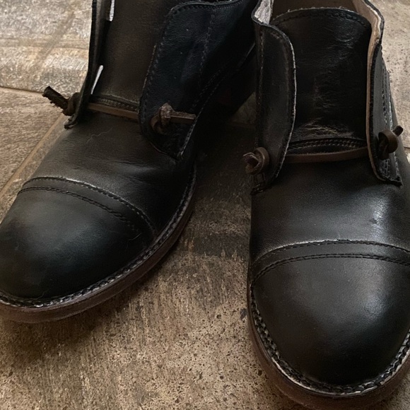 FreeBirds| Size 8| Mabel| Black| NWOB. - Picture 9 of 10